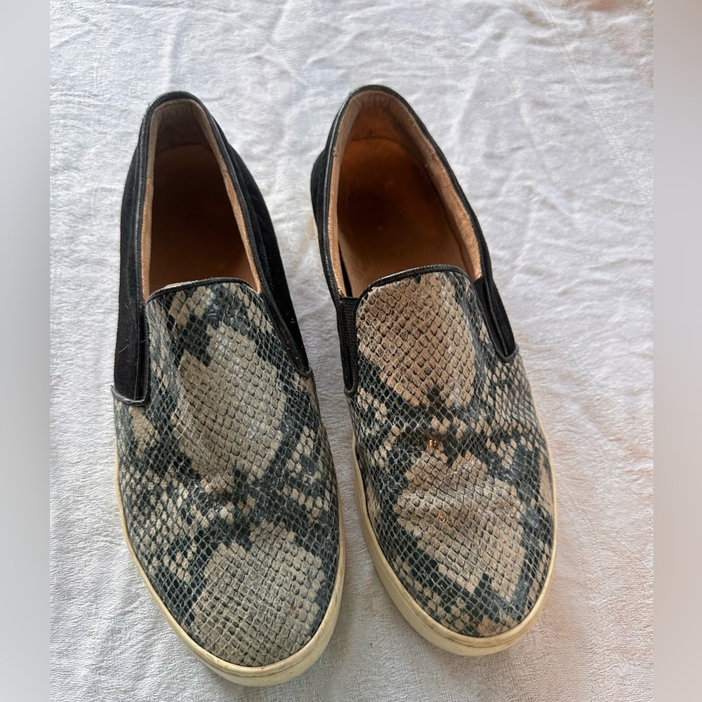 Vionic Black and Snake Print Women's Sneakers